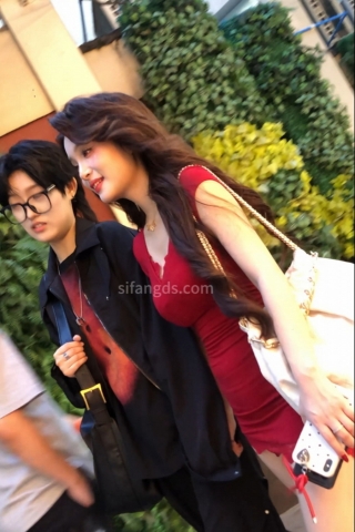 mccd058⭐【mccd】⭐ 44 CD极品身材红色包臀裙黑内