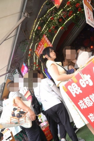 kc1588（空城原创）花花长裙白袜小姐姐，淡黄N夹翅膀包裹圆臀